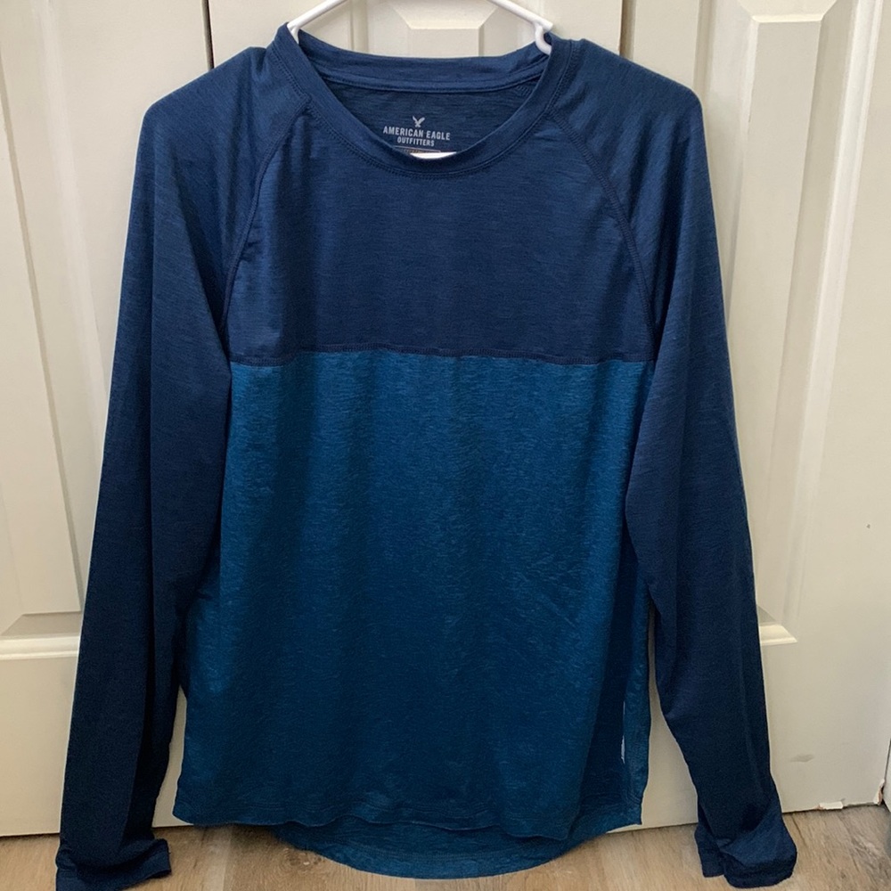 American Eagle long sleeve